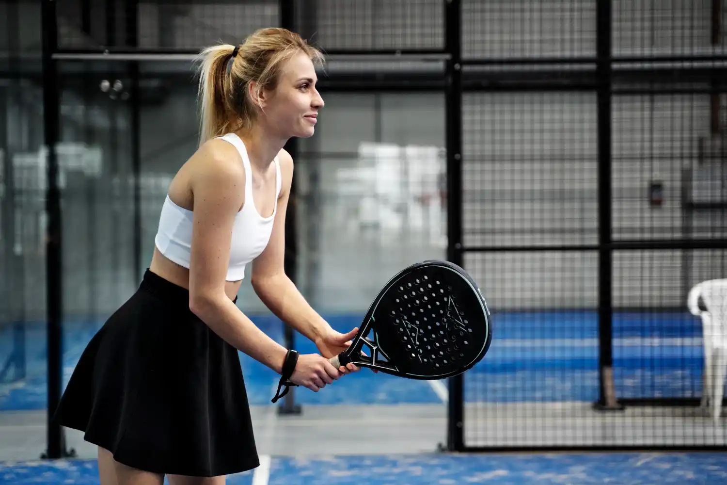 Can You Switch Hands In Pickleball